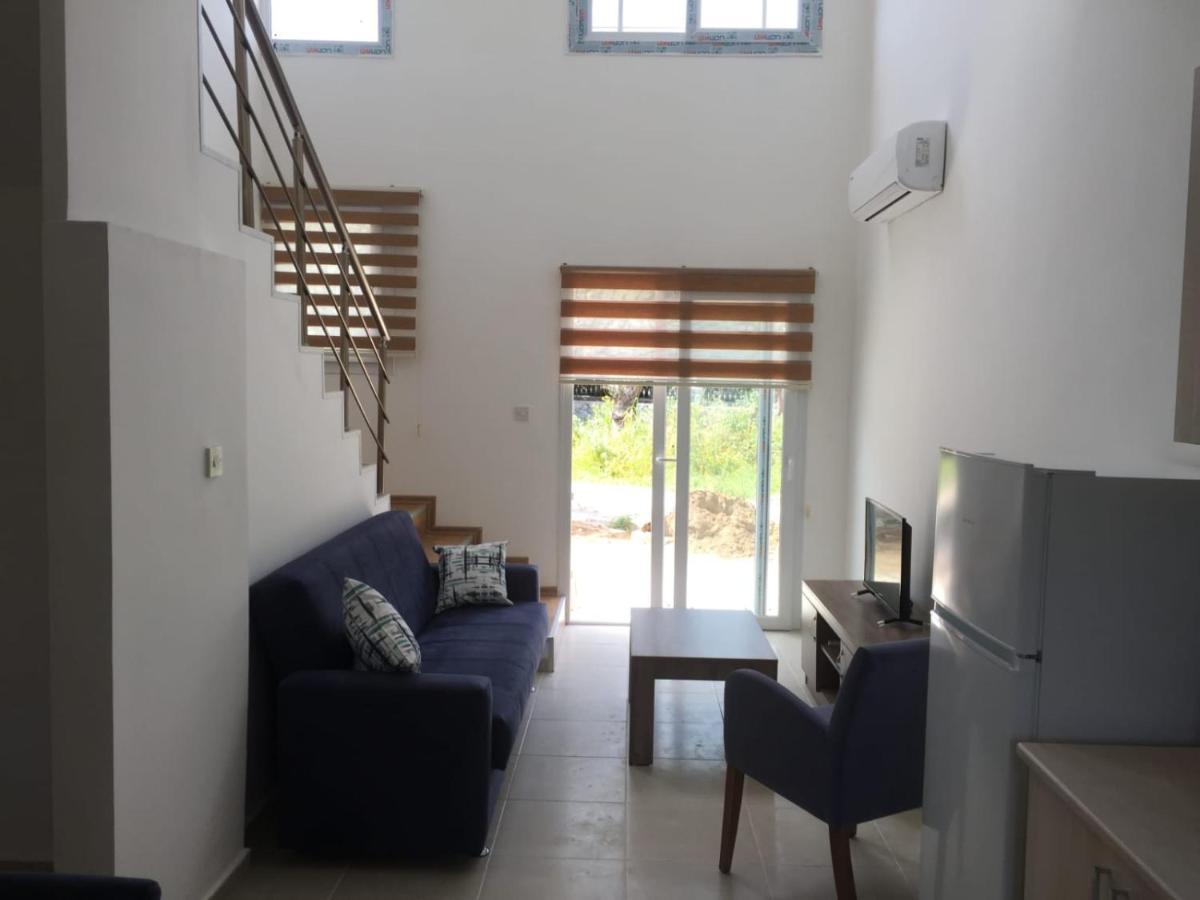Suluca Homes ไคริเนีย ภายนอก รูปภาพ
