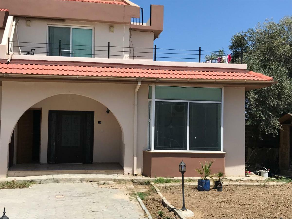Suluca Homes ไคริเนีย ภายนอก รูปภาพ
